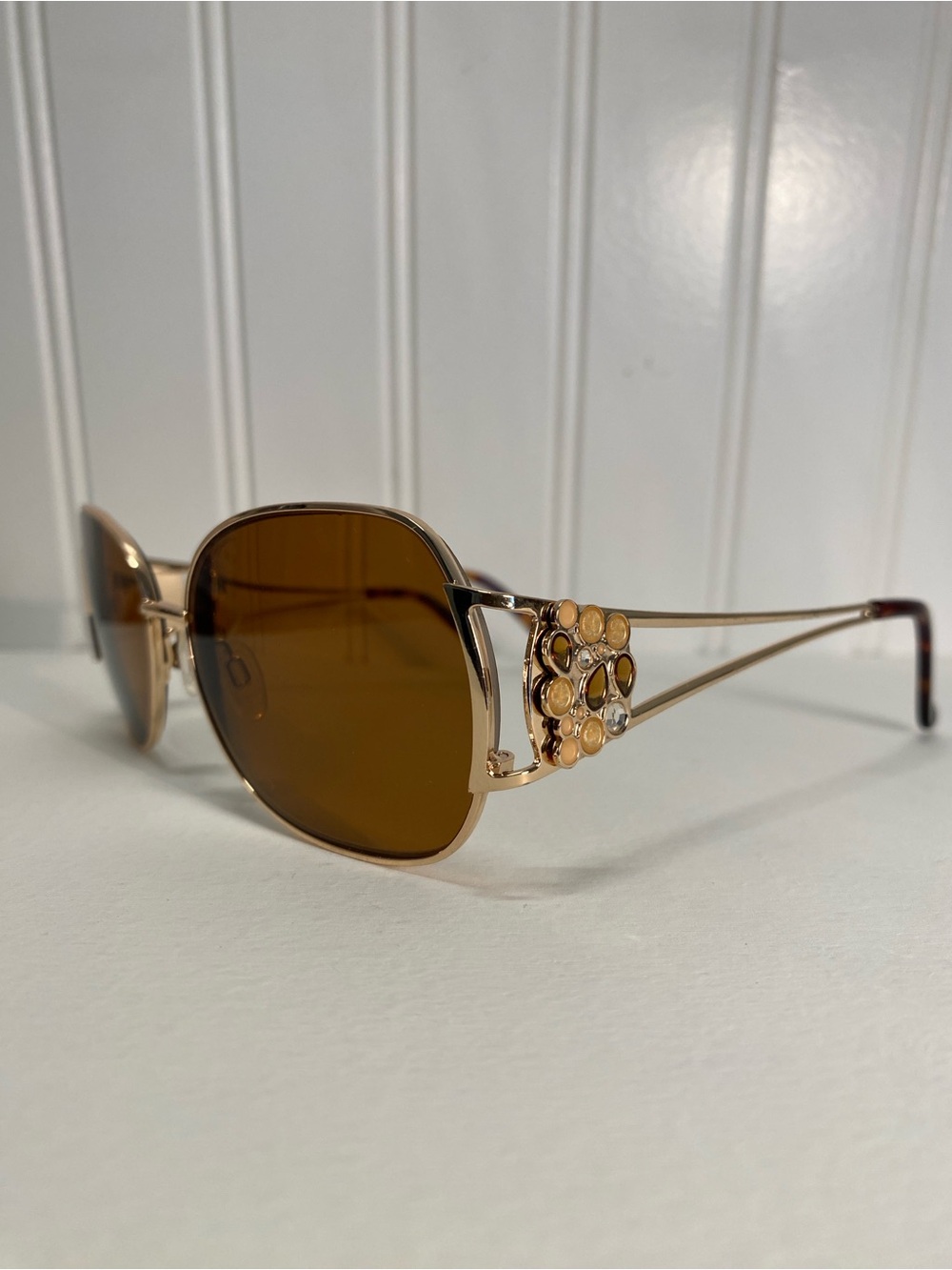 Daisy Fuentes - FRAMES ONLY!! Women's Gold Frame Sunglasses - 105P 057 CE 135